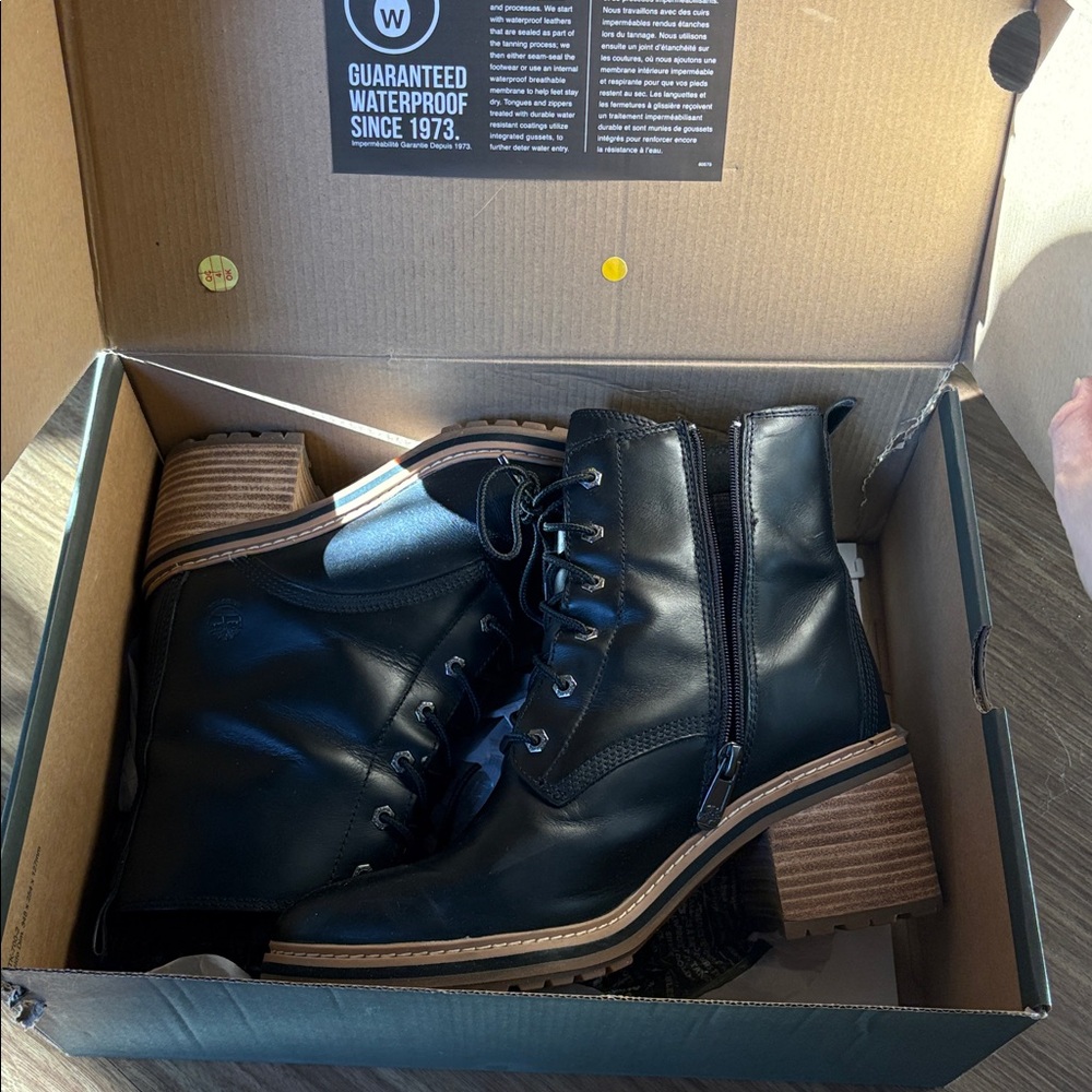 Timberland Women's Sienna High Lace Up Waterproof Boots - Picture 5 of 8